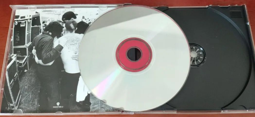 CD - Red Hot Chilli Peppers - Rockfornication - 2000 - Foto 3