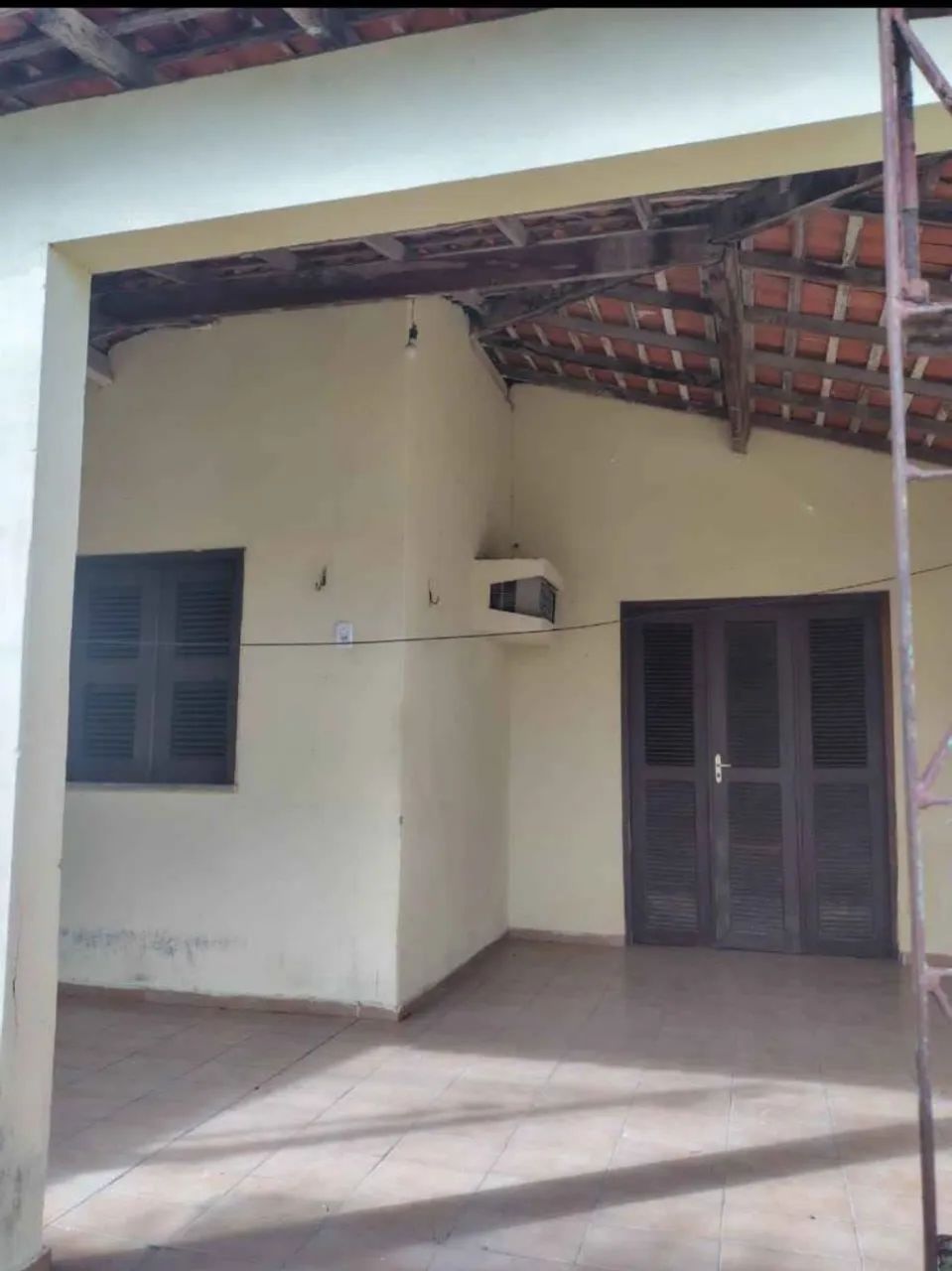 Vendo casa em cametá com urgência 