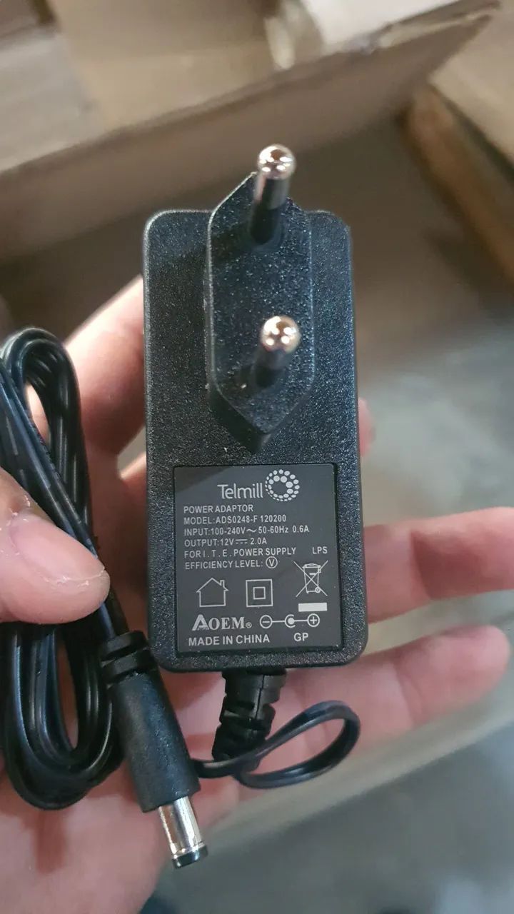 Fonte 12 V 2 A bivolt 