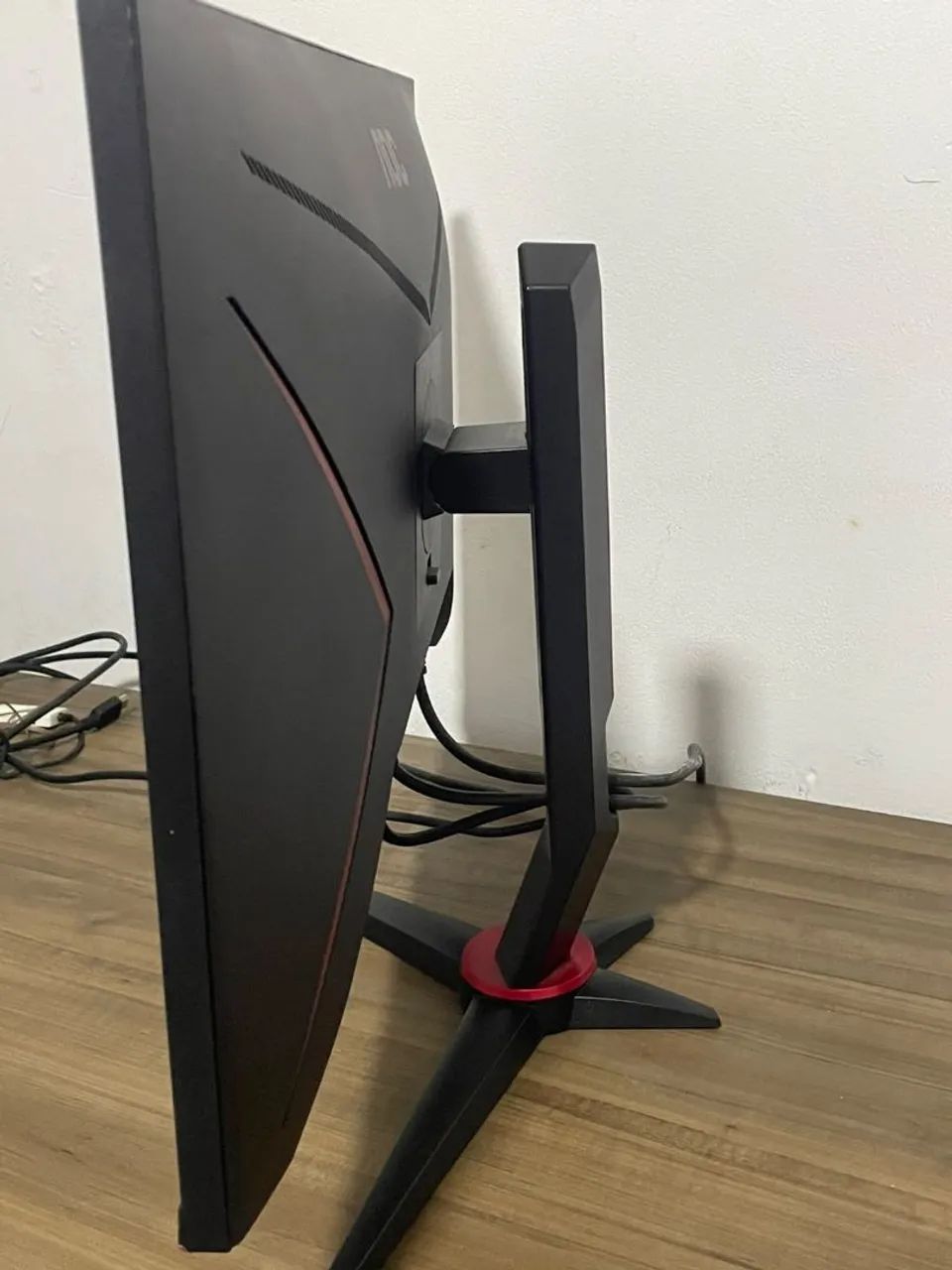 VENDE-SE monitor AOC 27 polegadas 144'hz - Foto 3