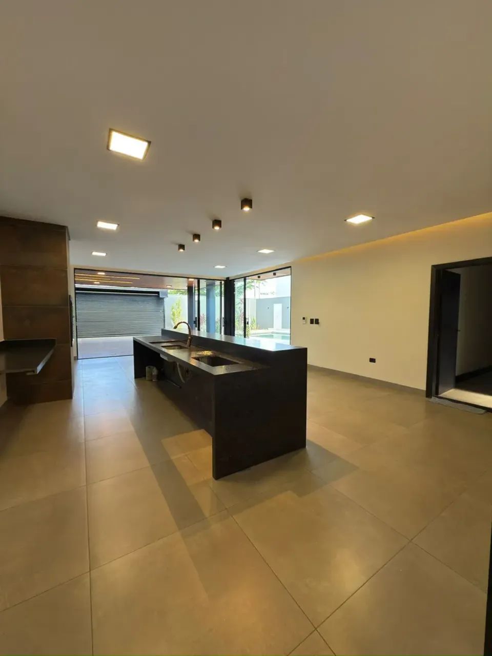Imóvel para venda com 212 m2, com 3 suítes no Jardim Munique - Maringá - PR - Foto 2