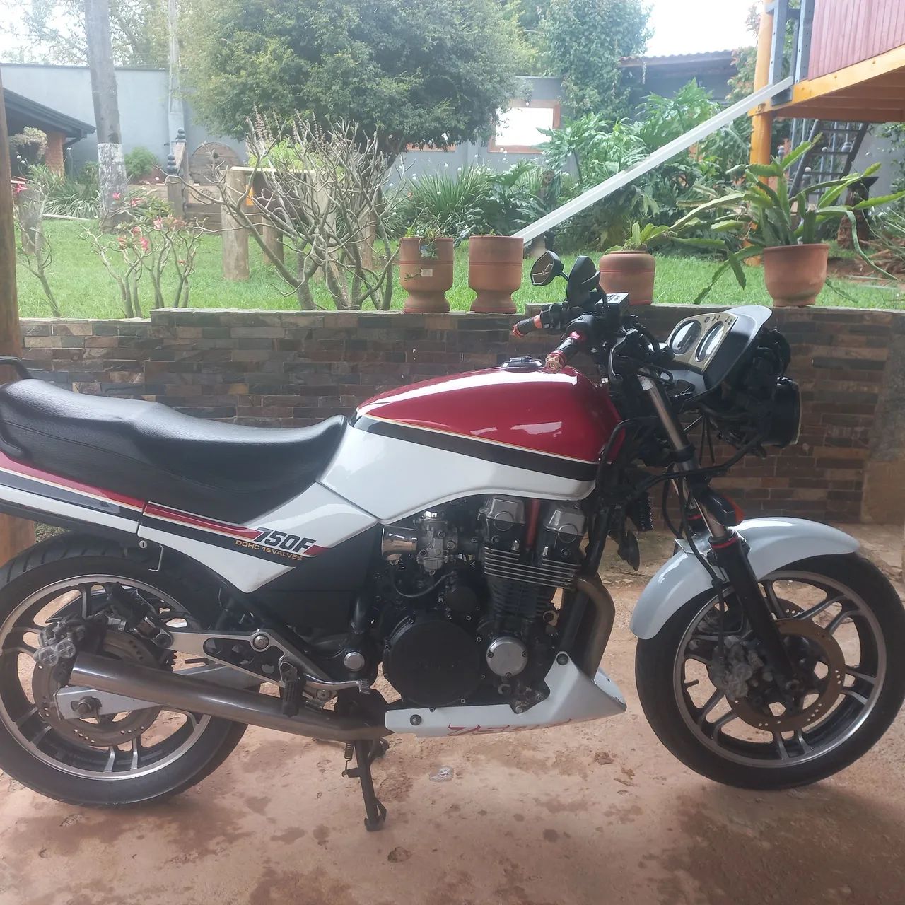 CBX 750