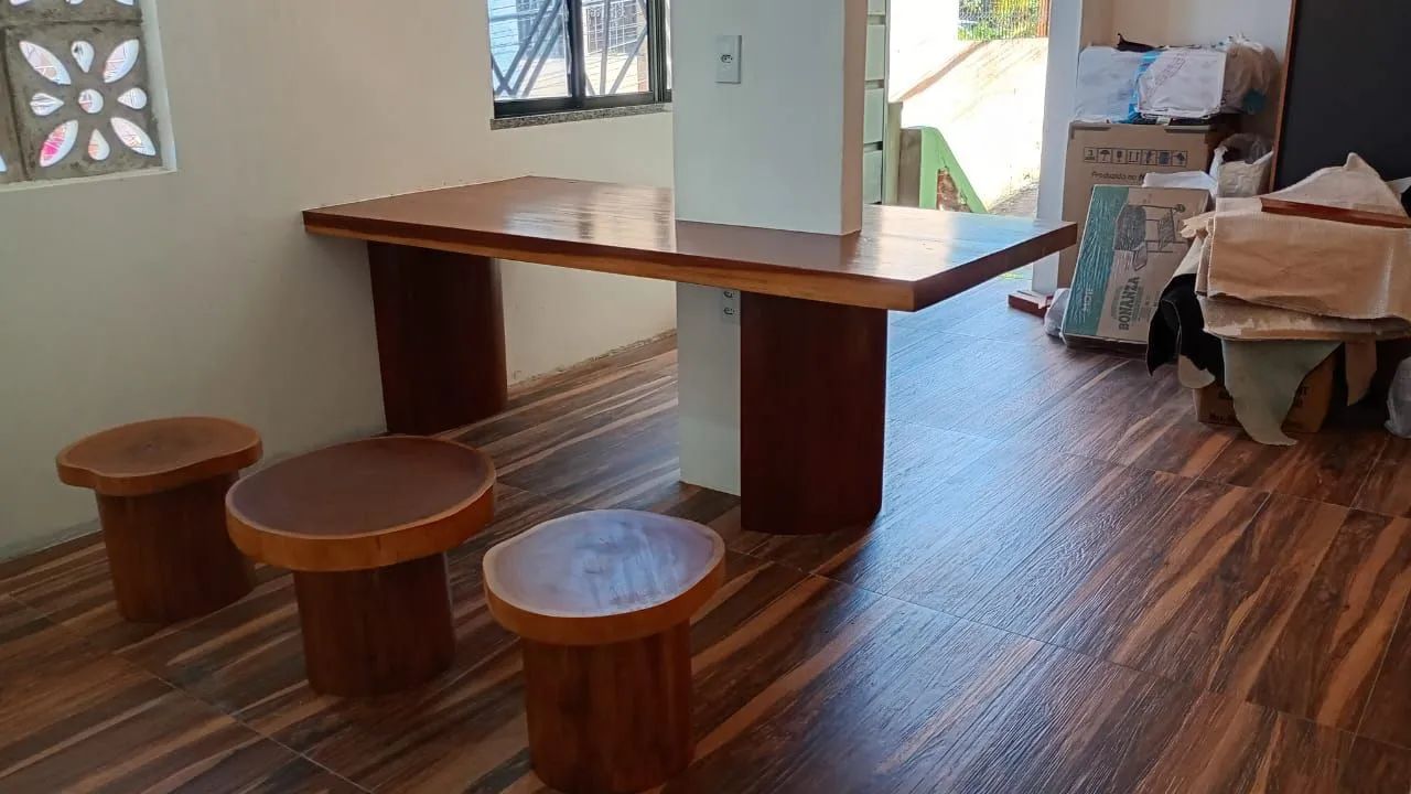 Móveis de madeira maciça  - Foto 3