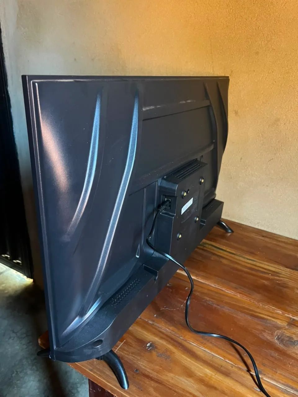 Tv Smart Philco Usada 32 Polegadas Roku - Foto 2