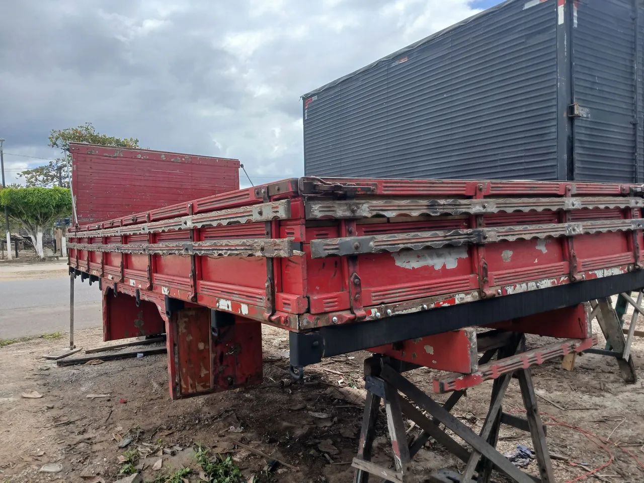 Carroceria 3x4 cielo ou 710 wolkswagen yveco Ford cargo etc  - Foto 3