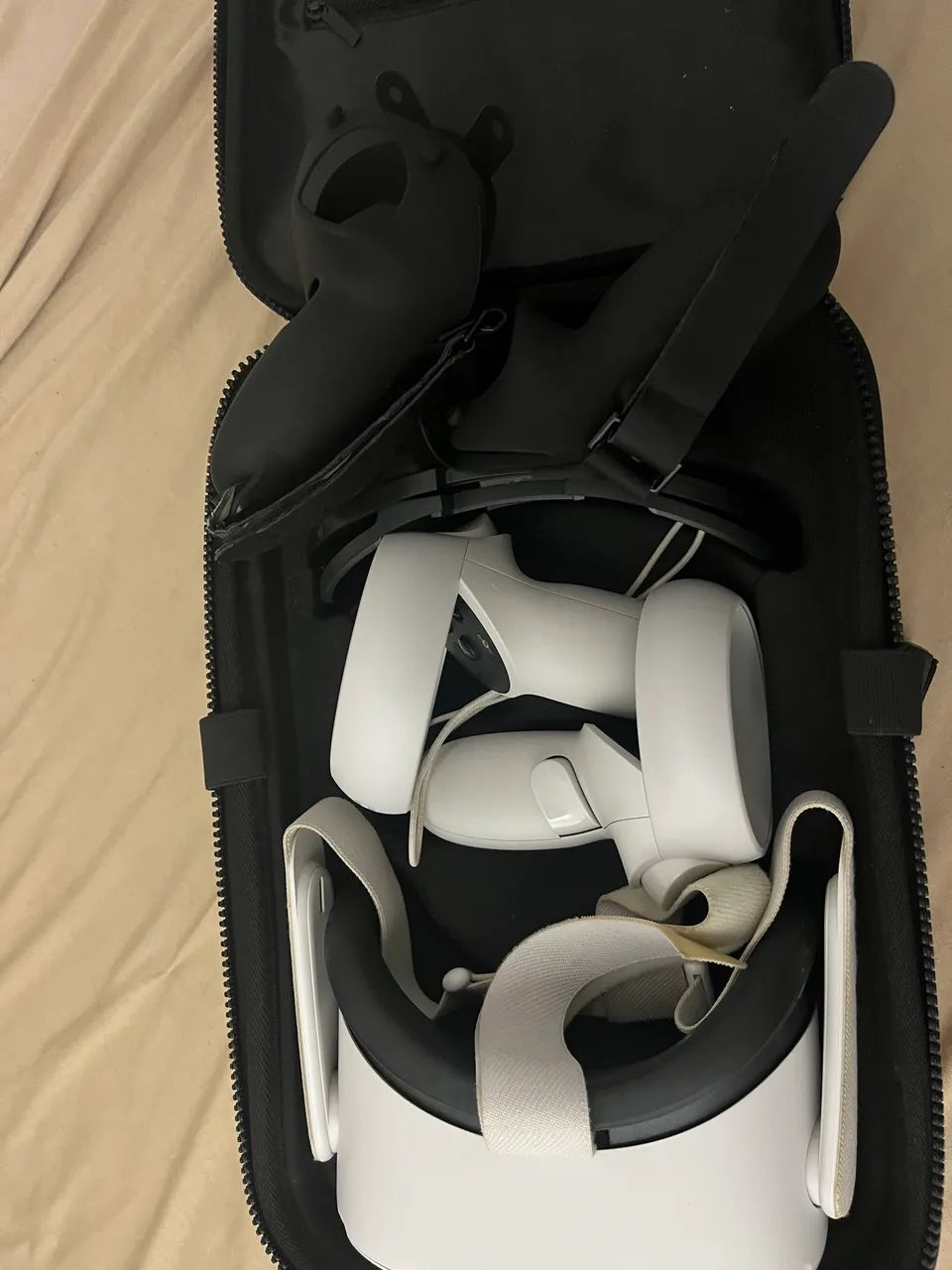 Oculus VR Meta Quest 2 - usado - Foto 3