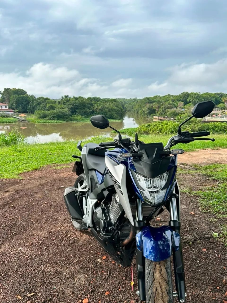 Vendo CB 300f 2026 - Foto 3