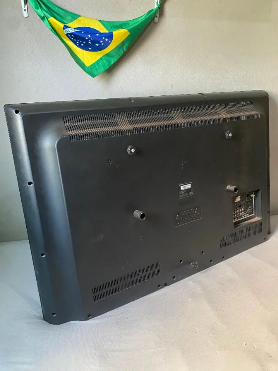 TV 42 Polegadas H-Buster (Para Retirada de Peças ou Conserto) - Foto 3