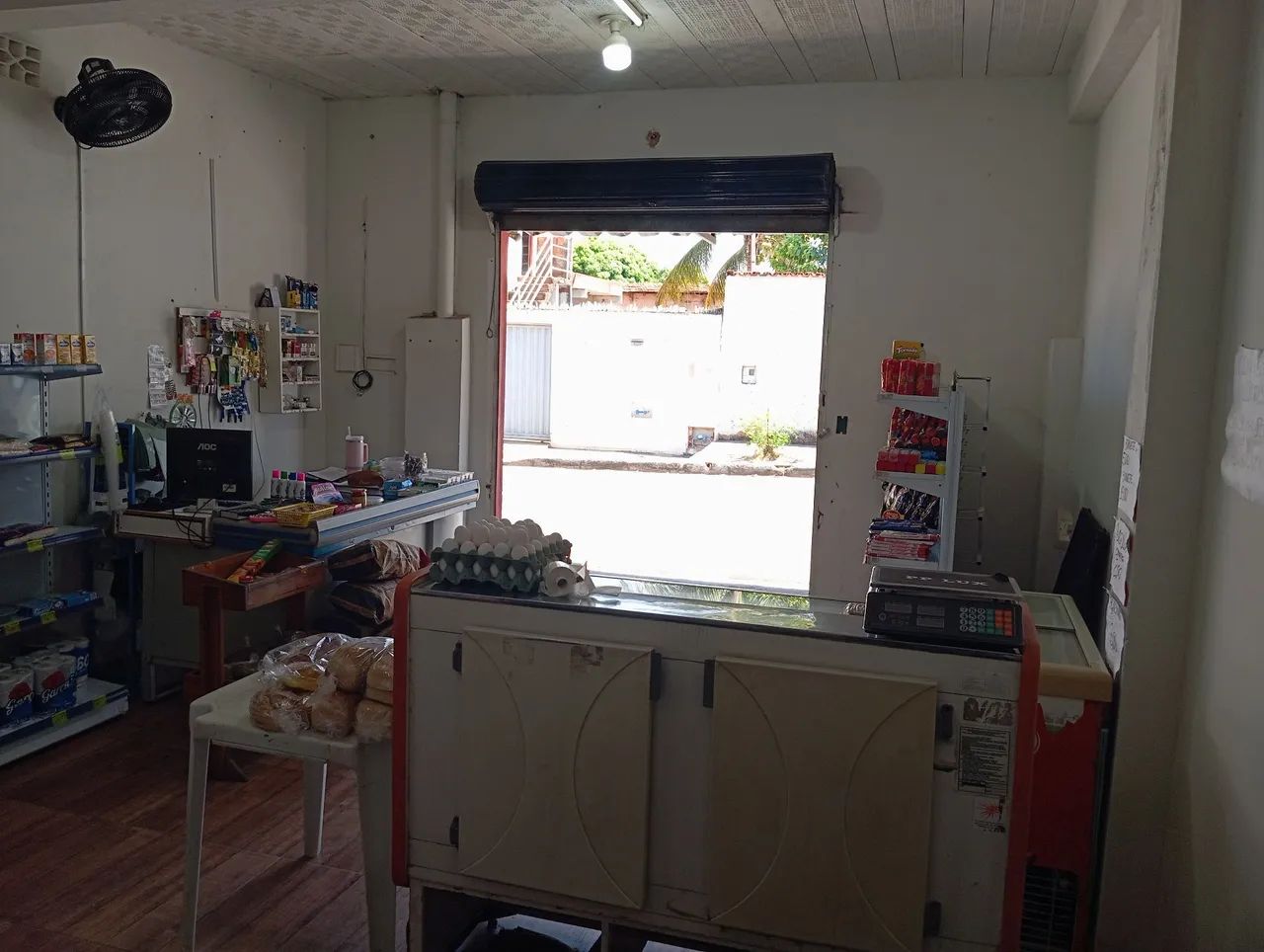 Alugo pronto comercial bairro Carmelo  - Foto 4