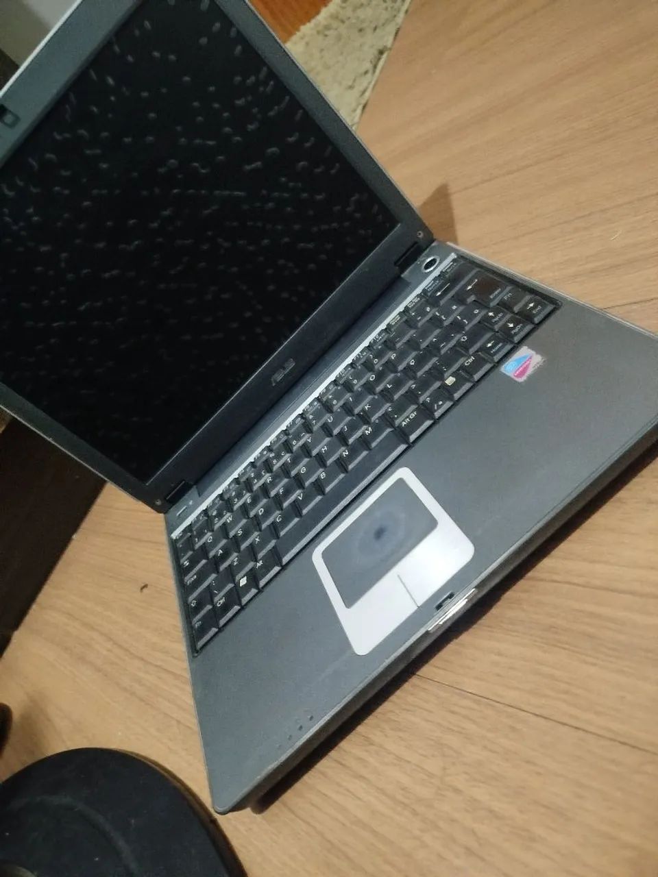 Notebook ASUS funcionando | Ideal p/ estudos básicos