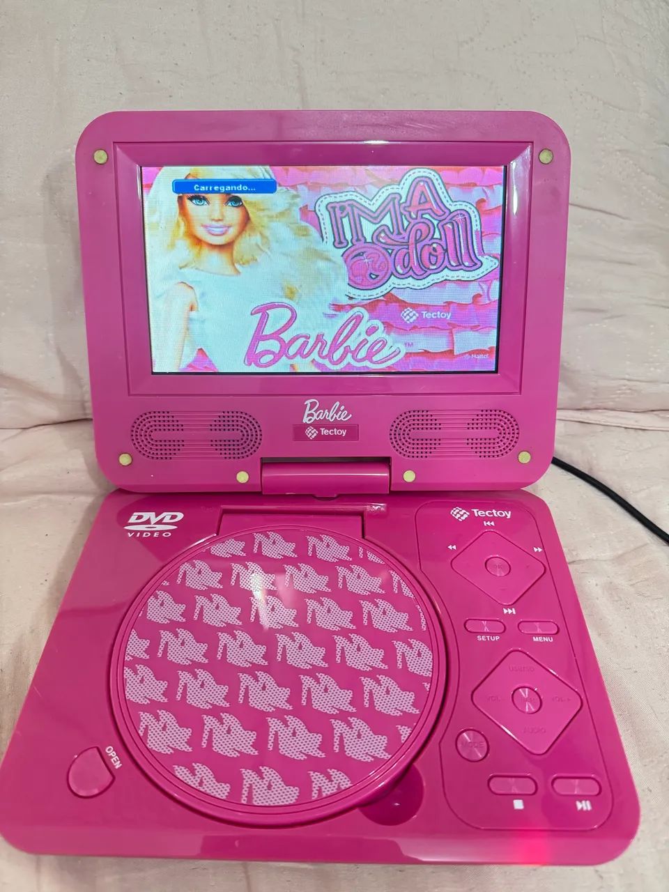 DVD portátil barbie com controle e cabo - DVD, Blu-Ray e Vídeo Cassete ...