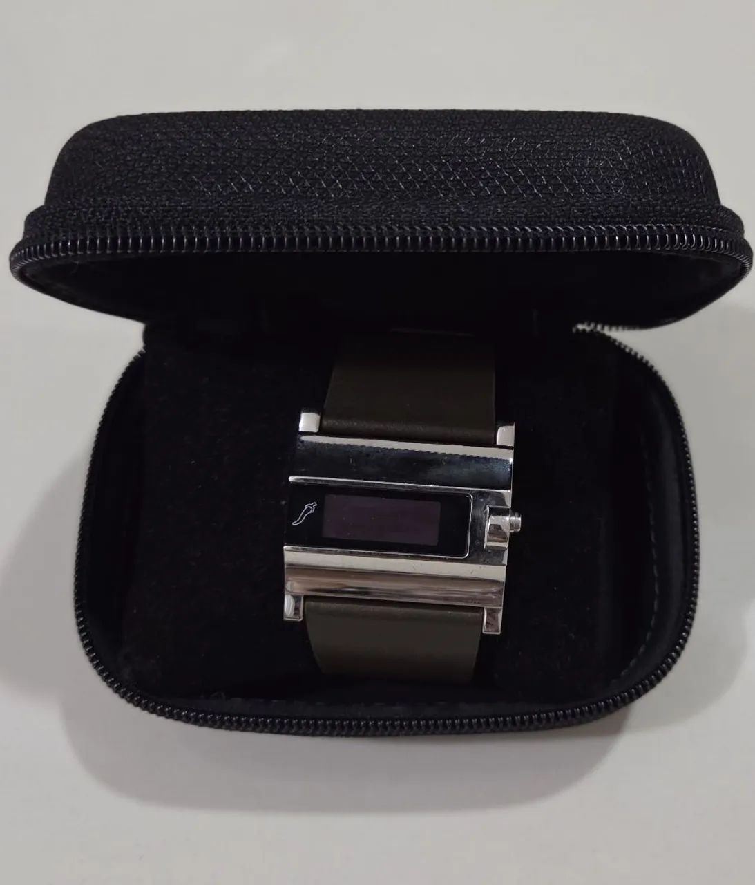 Vendo Relógio Chilli Beans digital