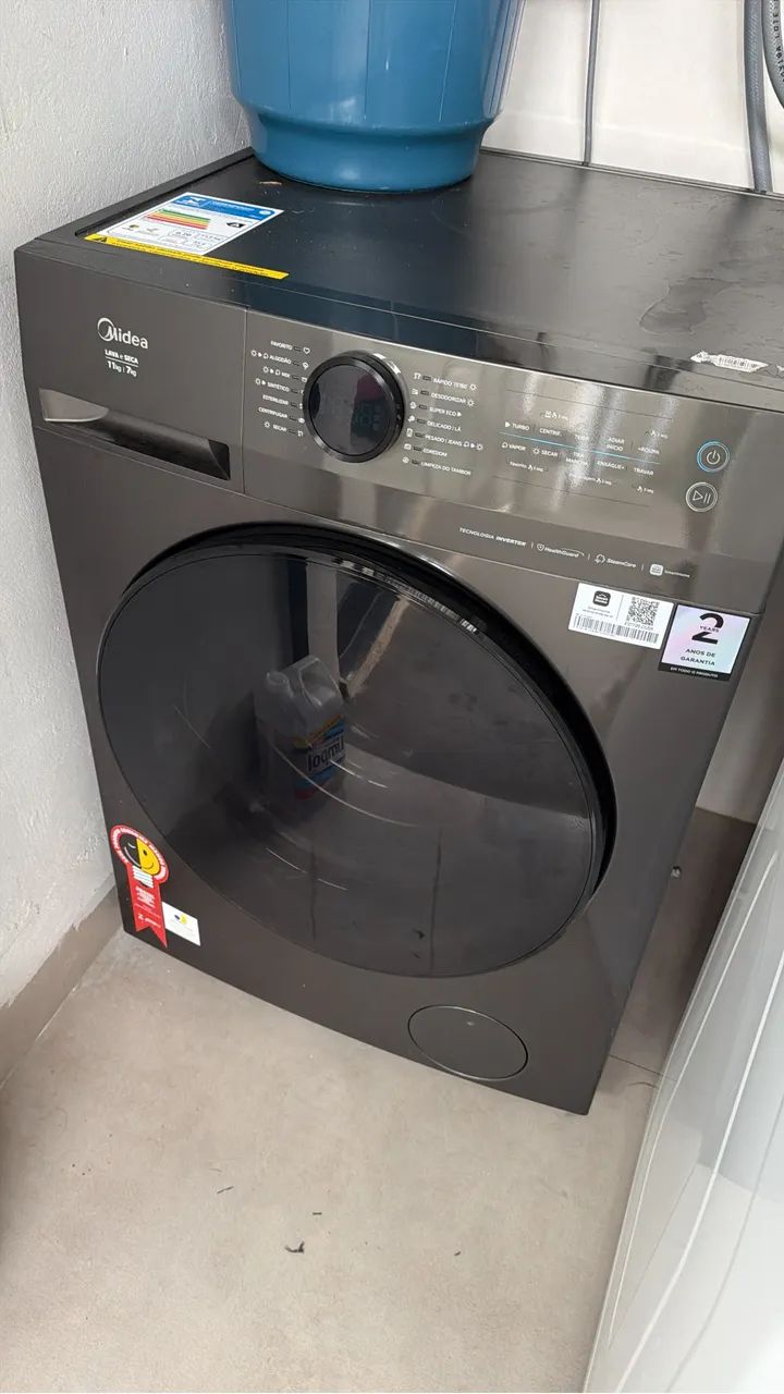 Vendo máquina lava e seca 