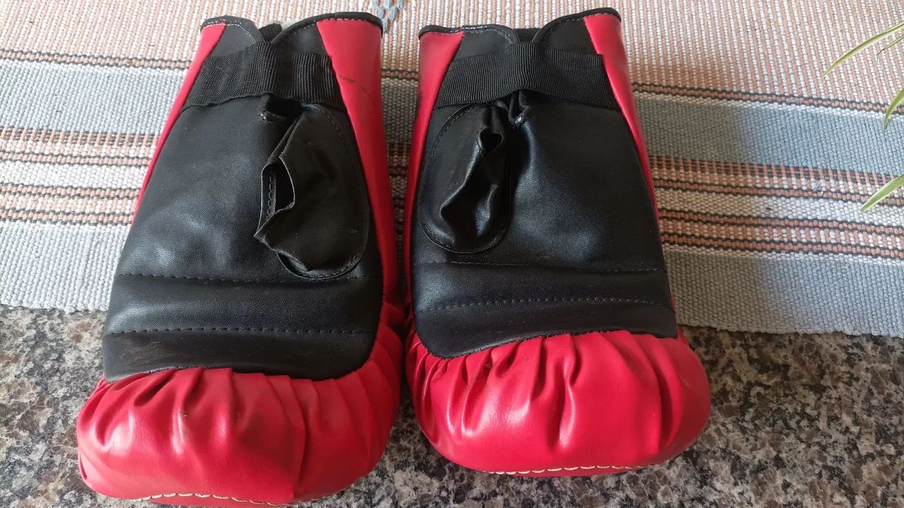 Luvas de Muay Thai e Kick Boxing 