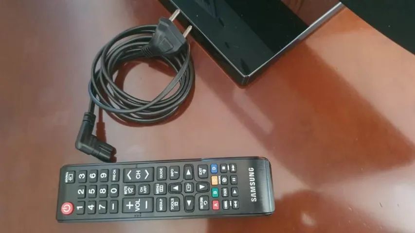 Tv Samsung Slim 32 Polegadas Full Hd Un32f4200ag (Usado) - Foto 4
