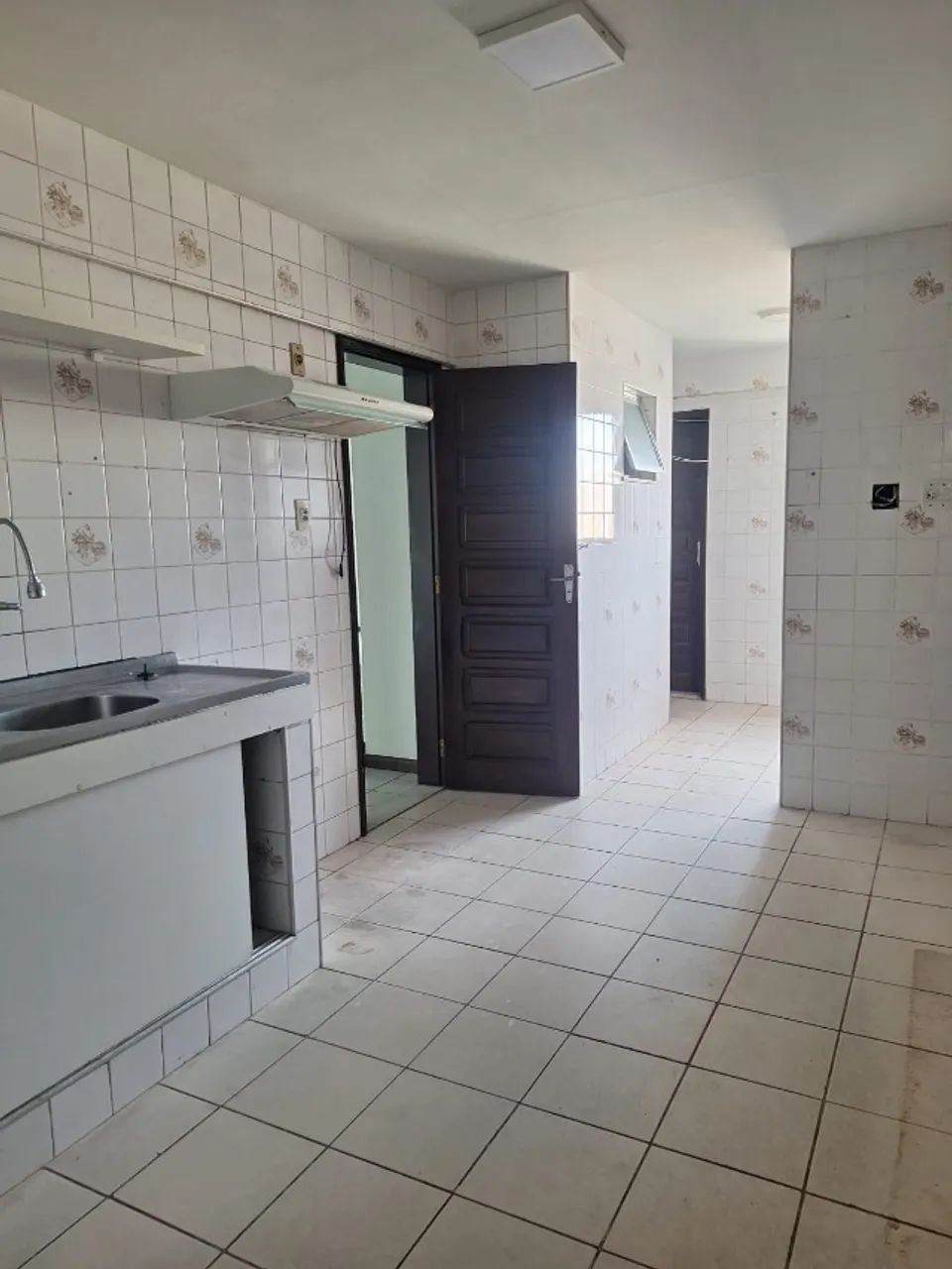 Alugo Apartamento Com 3 Quartos na Pedreira  - Foto 2