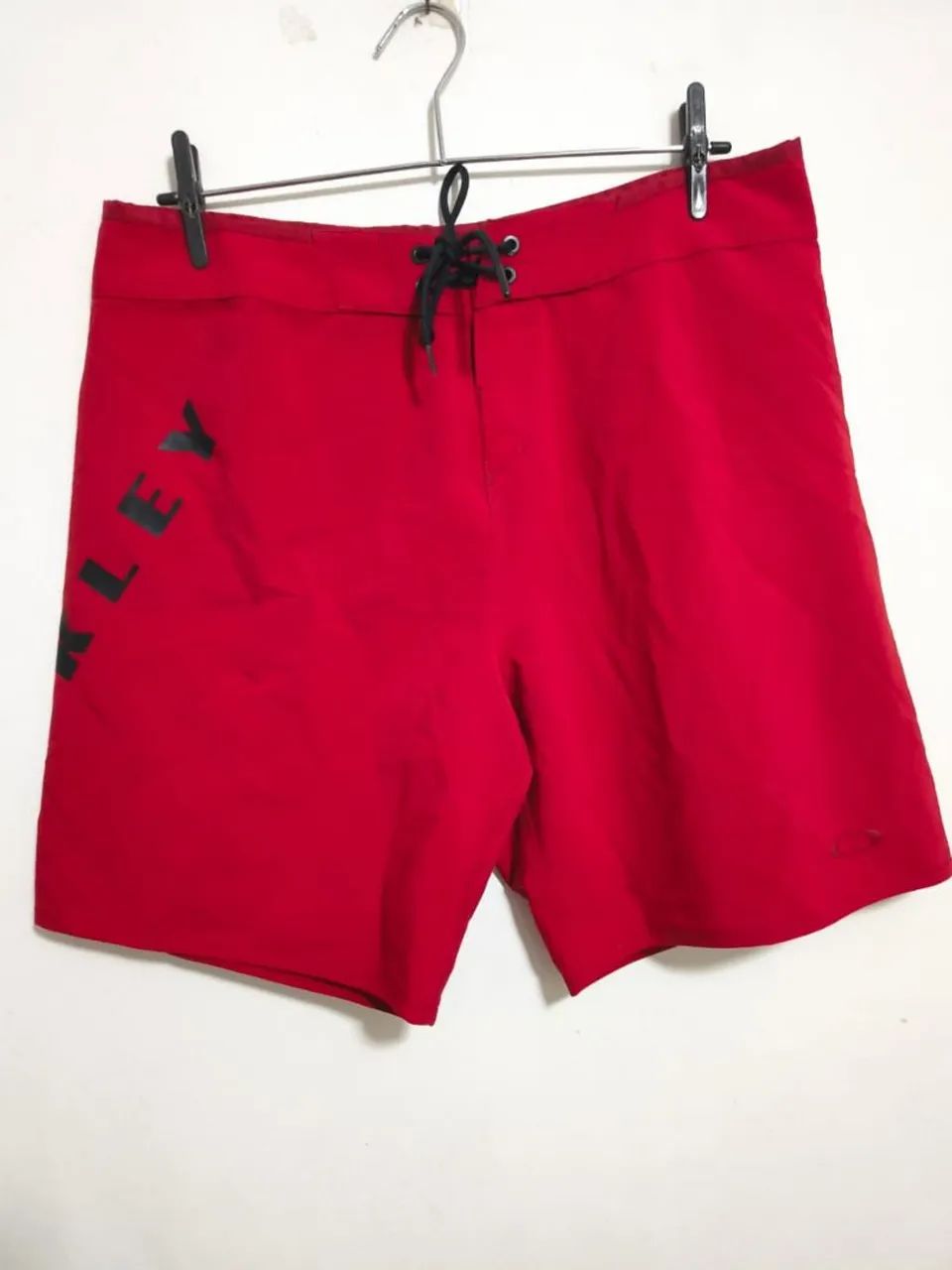 Bermuda de pria Oakley