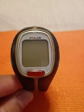 Relógio Polar rs200 caixa e pulseira em borracha.