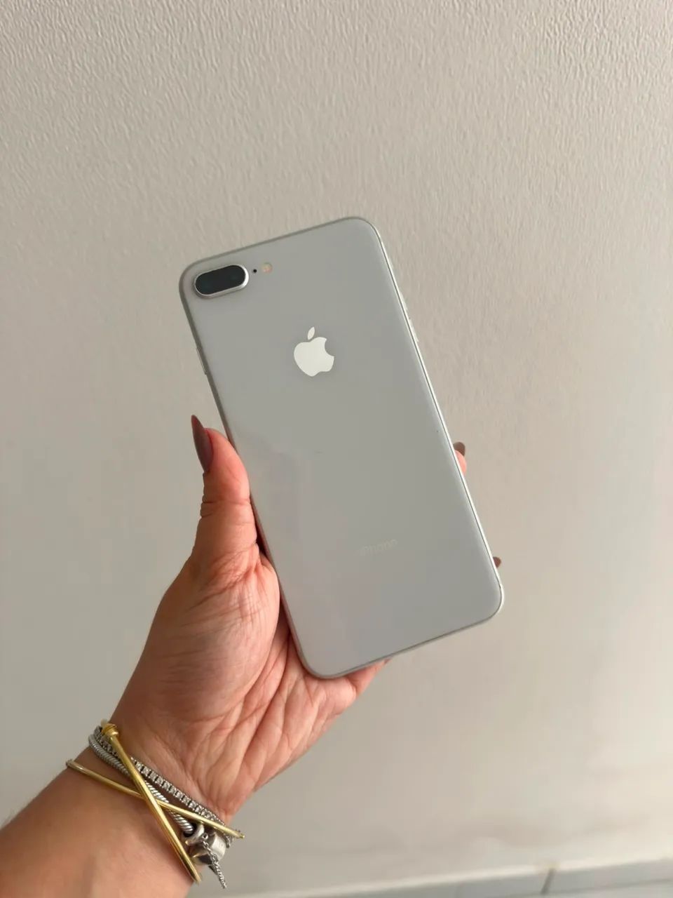 iPhone 8 Plus 64GB Prata com Caixa - Tudo Funcionando - Foto 3