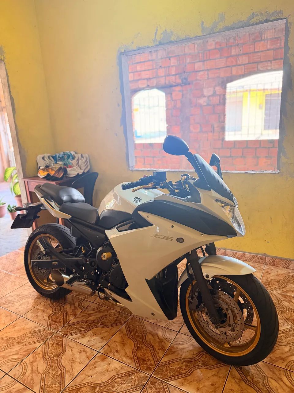 XJ6 F 2012 