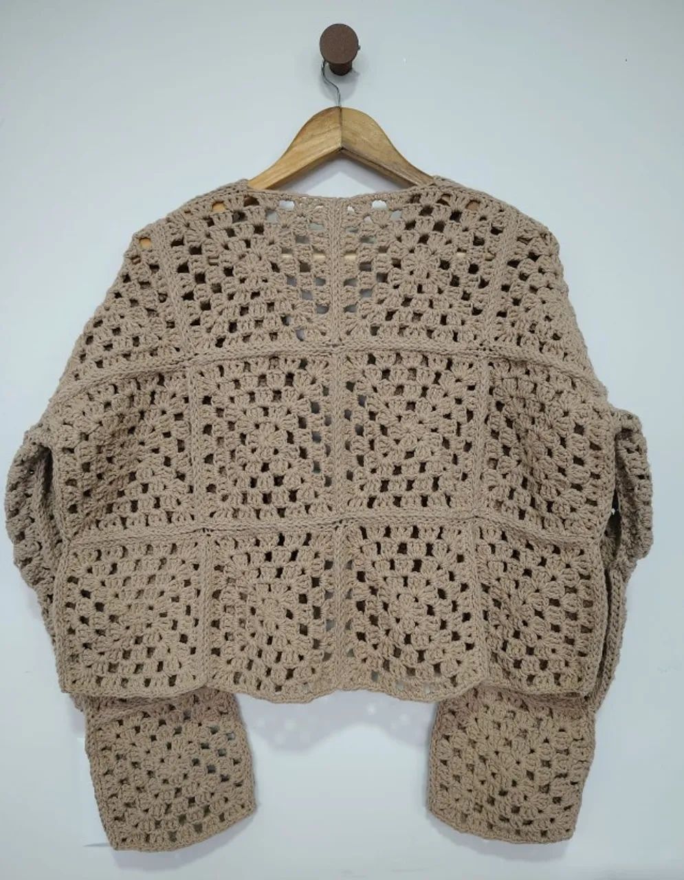 Casaco de crochê (kimono) cor Bege - Foto 2