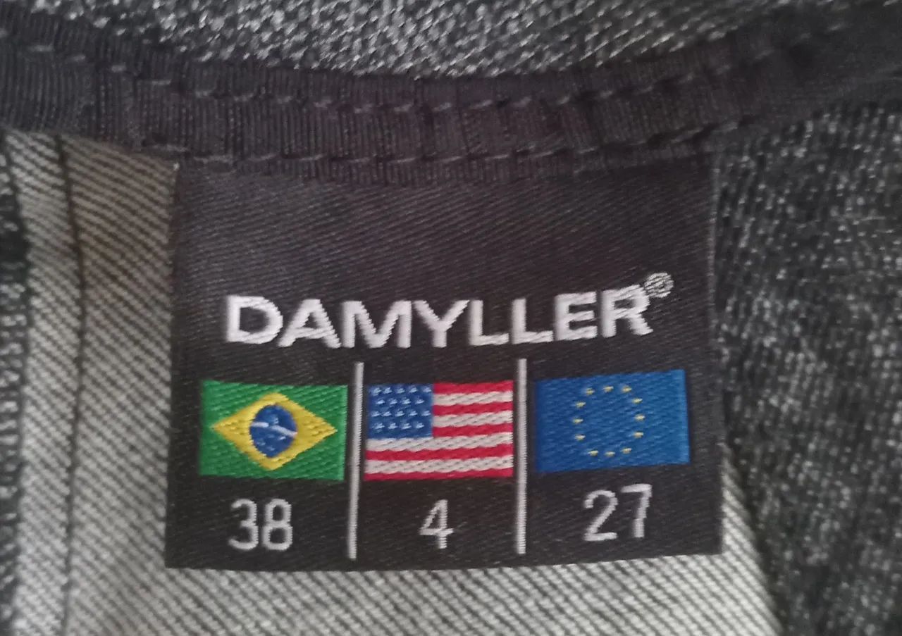Mini saia jeans preta Damyller - Foto 5
