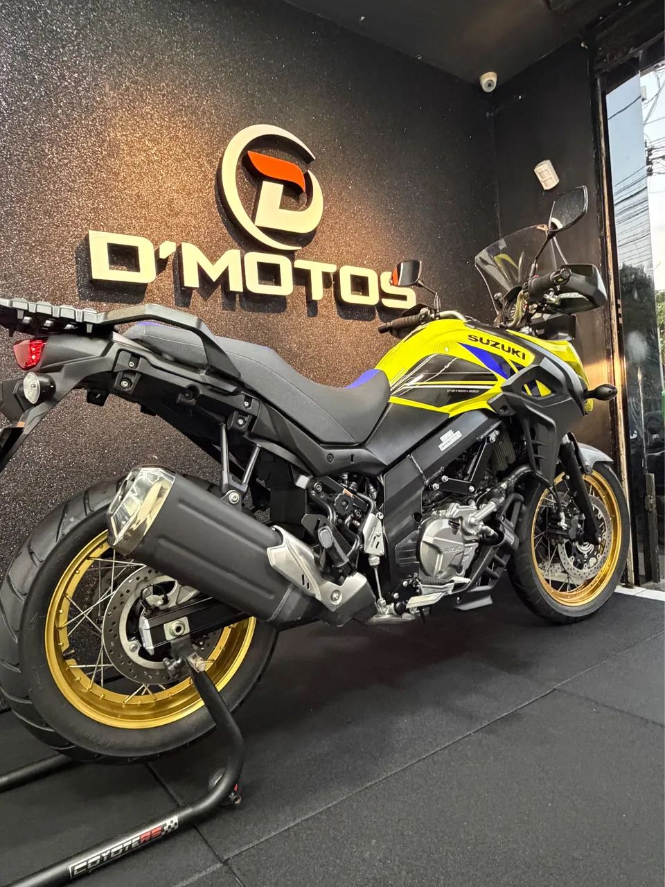 SUZUKI V-STROM XT650 - 2026 - Foto 5