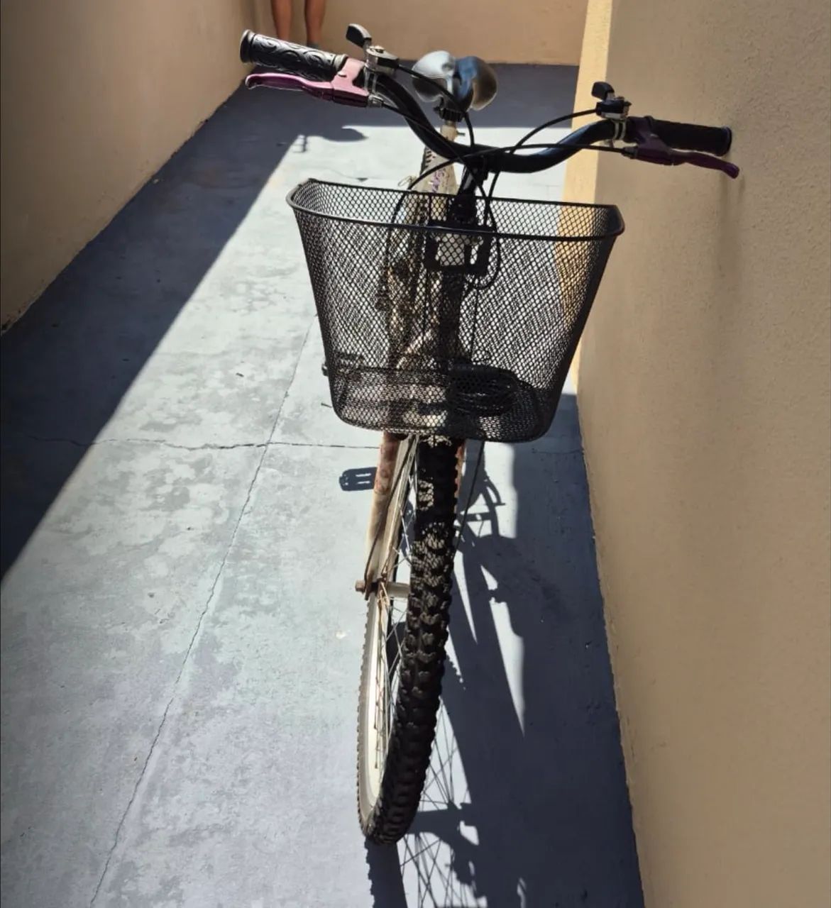 Bicicleta aro 26, 18 marchas - Foto 2