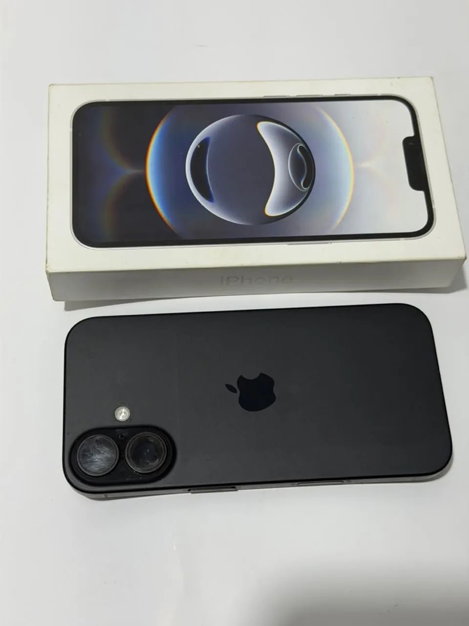 iPhone 16