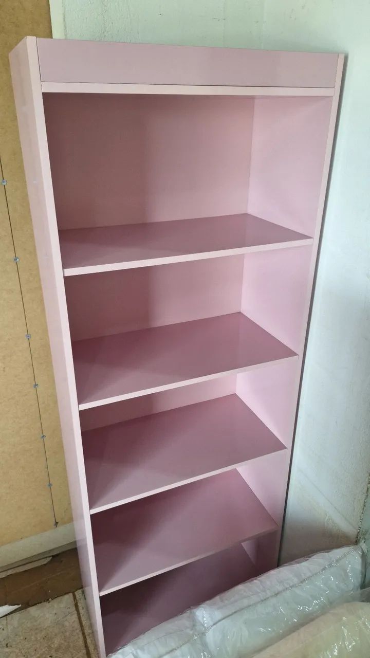 Estante de livros nova 