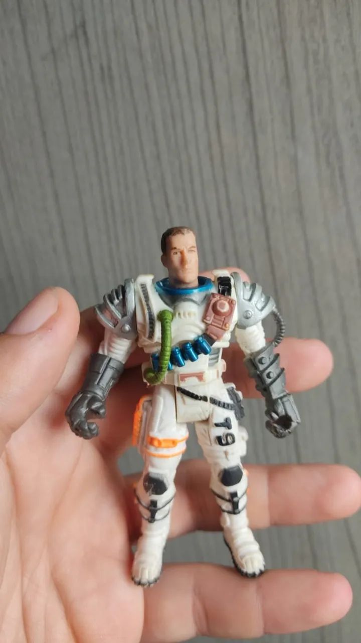 Chap mei boneco e veículo espacial - Foto 3