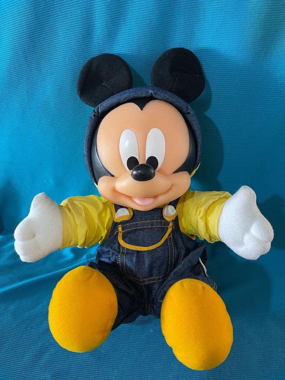 Boneco antigo Mikey da marca Disney babies 