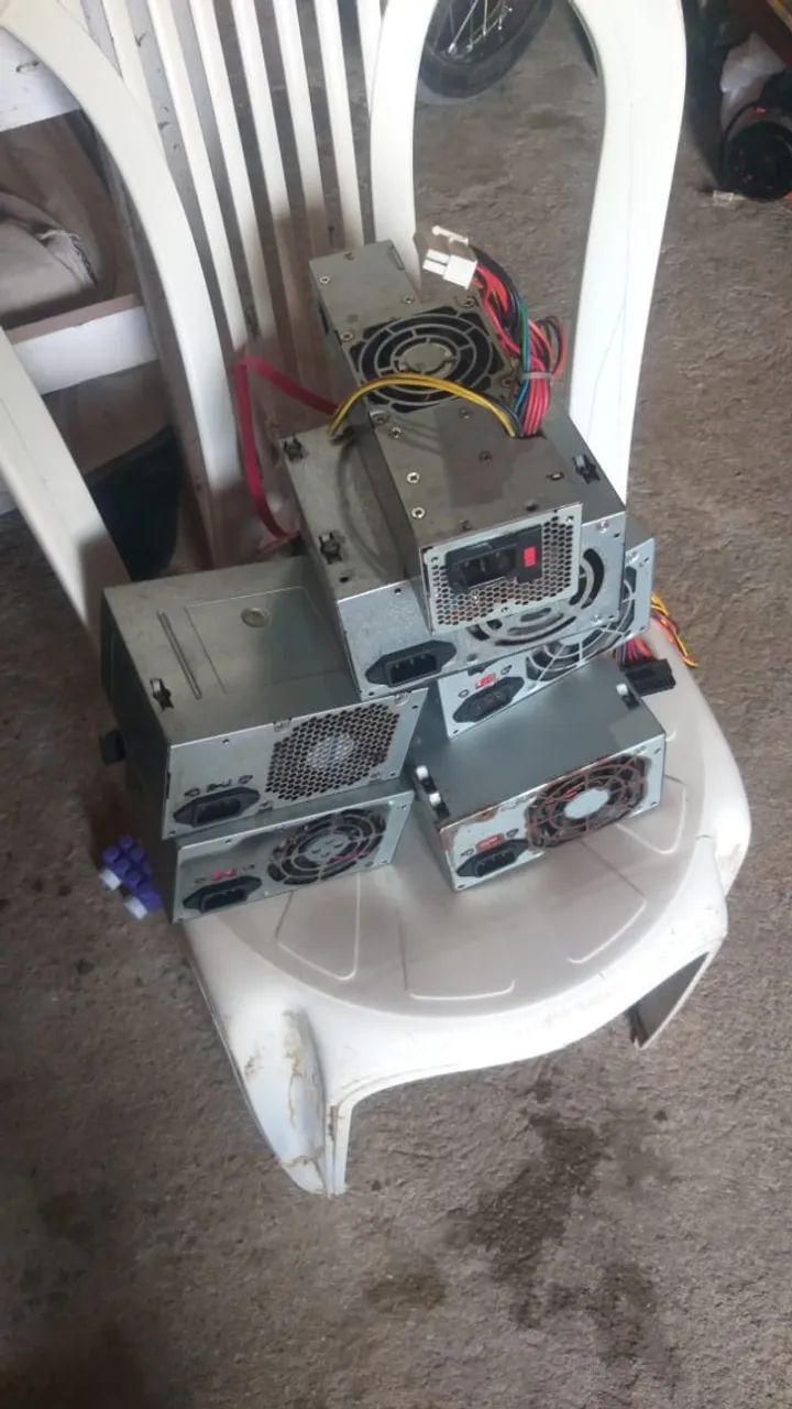 Lote com 06 Fontes ATX 