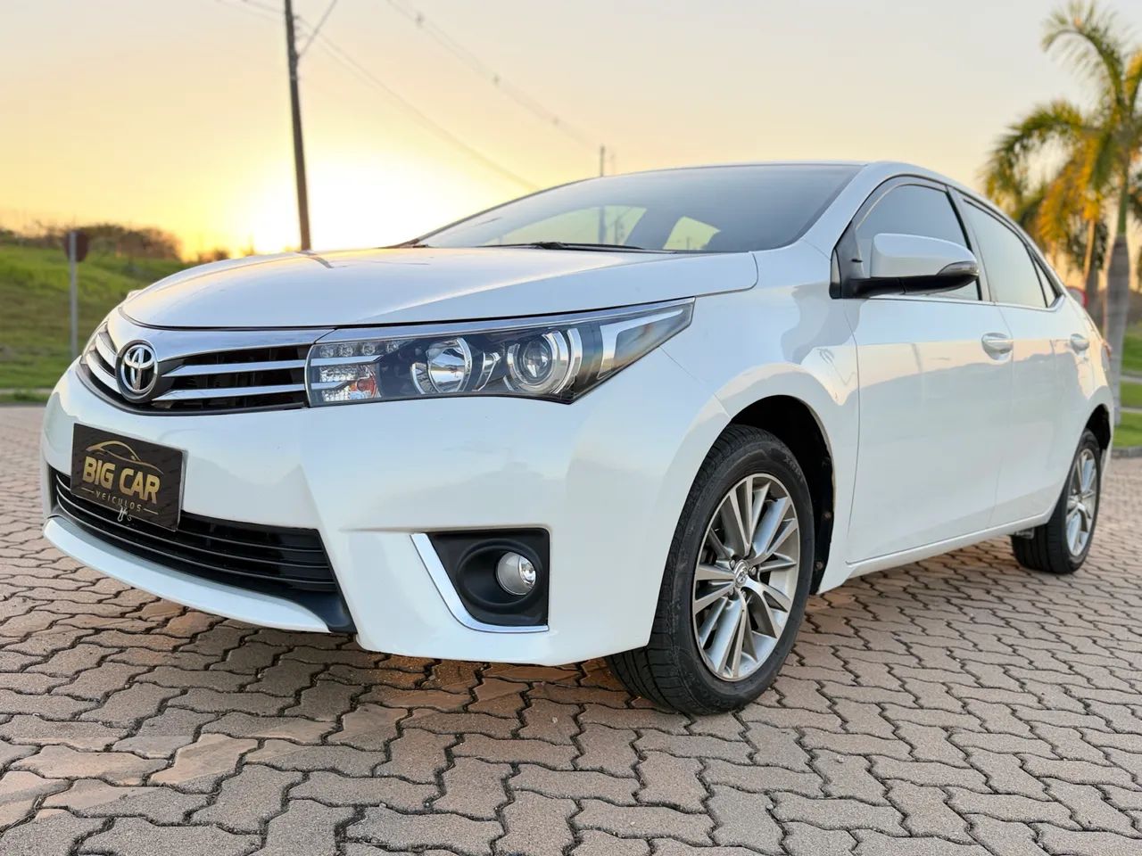 Toyota Corolla Altis 2.0 Flex 16V Aut. 2017 - Foto 3