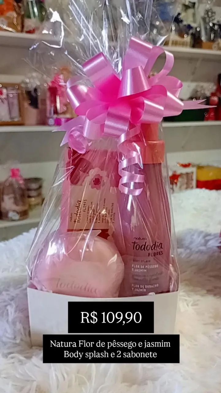 Presente todo Body splash e 2 sabonete 