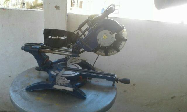 Máquina semi-nova