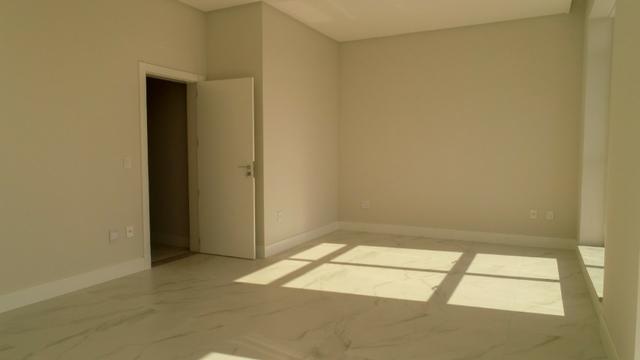 Cobertura Duplex, 5 Suítes, 4 Vagas de Garagem pronta para Morar. Em Itapema /Sc - Foto 15