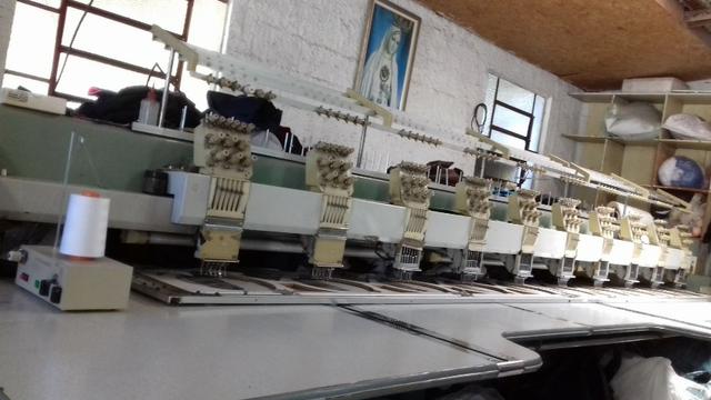 Maquina de bordar 10 cabeças