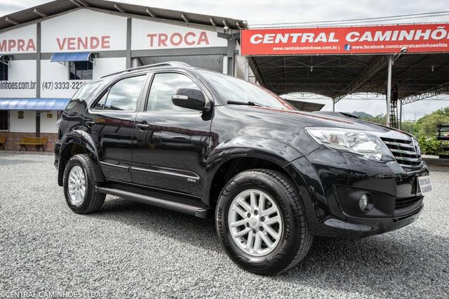 Toyota Hilux Sw4 7 Lugares - Foto 2