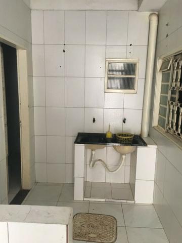 Sobrado com 3 andares 20 da guariroba, aceito troca até 250 mil restantes em dinheiro - Foto 6