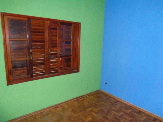 Ótima oportunidade para investimento! Terreno com 3 casas construídas à venda, 300 m² por - Foto 10