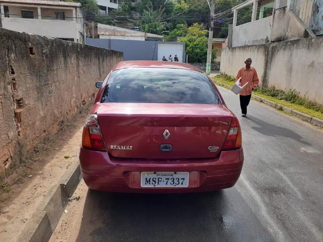 Renault Clio Sedãn completo - Foto 4