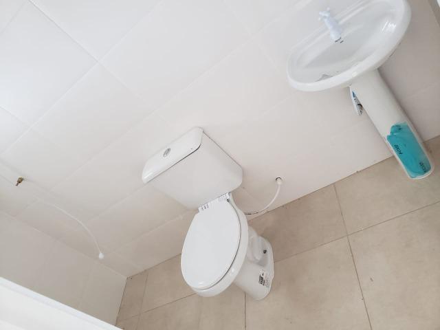 No Jardins 1 Casa Com 2 Dormitórios! - Foto 4