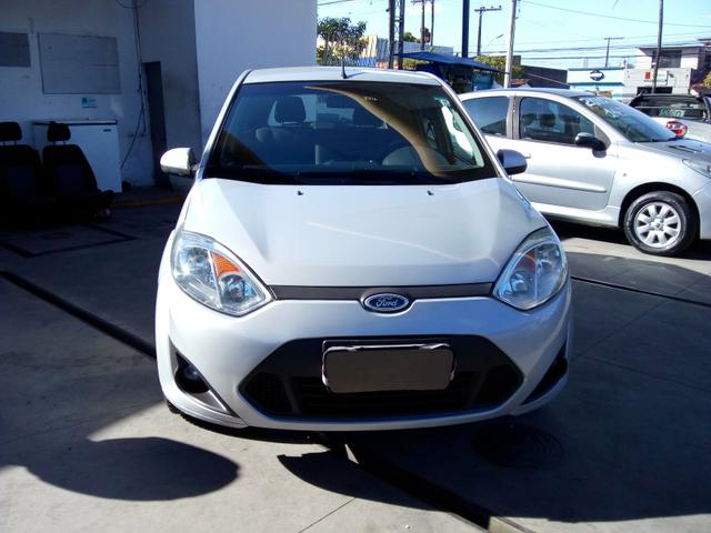 Ford Fiesta 1.6 - IPVA 2020 *GRÁTIS