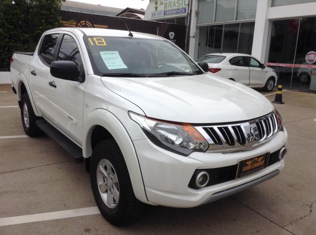 MITSUBISHI L200 TRITON 2017/2018 3.2 GLX 4X4 CD 16V TURBO INTERCOLER DIESEL 4P MANUAL - Foto 3
