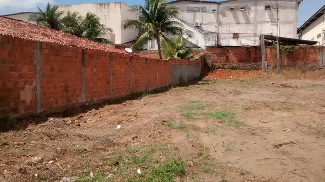 Terreno 40X66 2640M² em Lauro de freitas plano terraplanado muro 3mts, portão eletrico - Foto 8