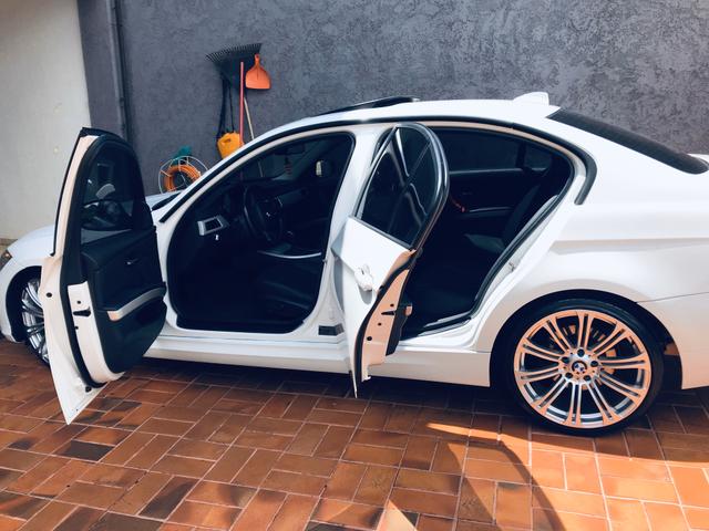 Bmw 320i - Foto 4