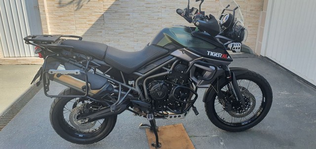 TRIUMPH TIGER 800 XCA