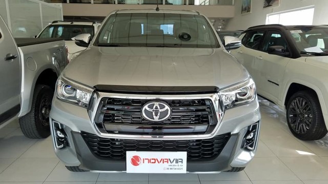 HILUX SRX 2020 4X4 DIESEL