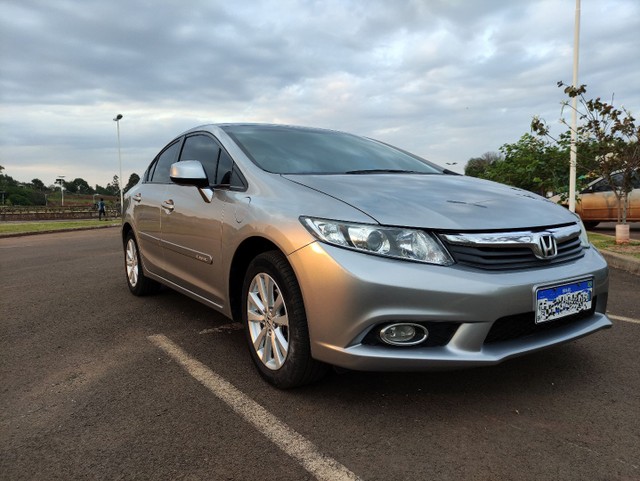 HONDA CIVIC LXS 2013